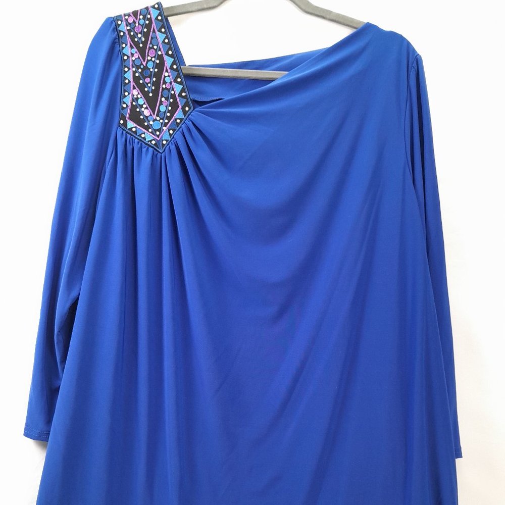 Bob Mackie Wearable Art Women Blouse Size 1X Blue Embroidered Liquid Knit Top -